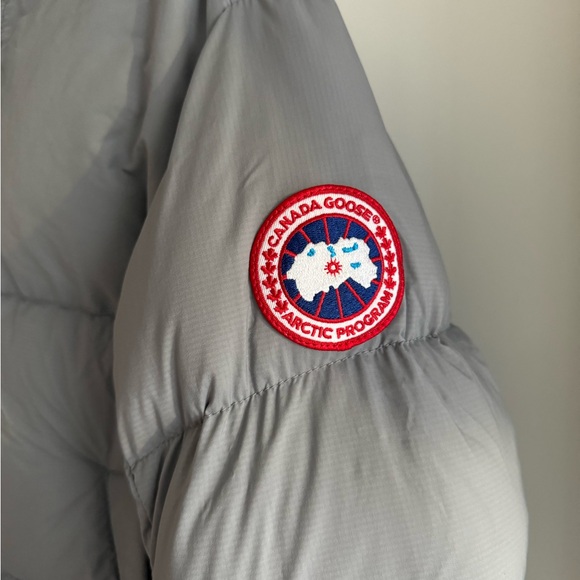 Men’s Canada Goose Armstrong Parka. Boulder Grey. Size small. - Picture 3 of 7